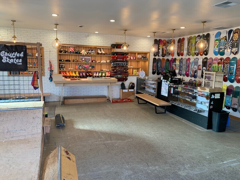 More Photos Of 1509 W 6th Ave, Eugene Freestanding For Lease