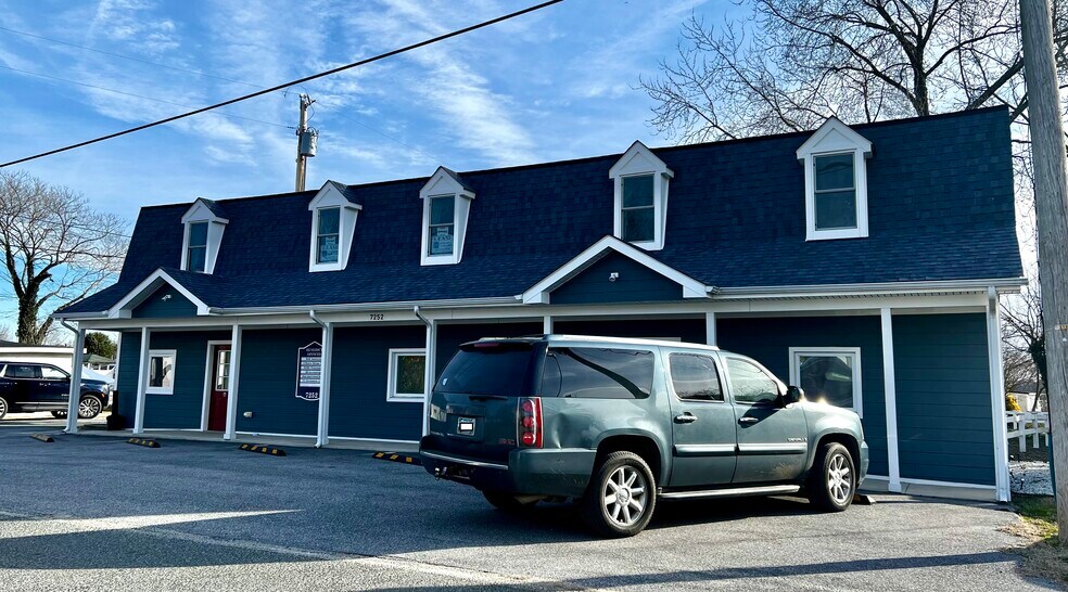 More Photos Of 7252 Benedict Ave, Benedict Storefront Retail Office For Lease