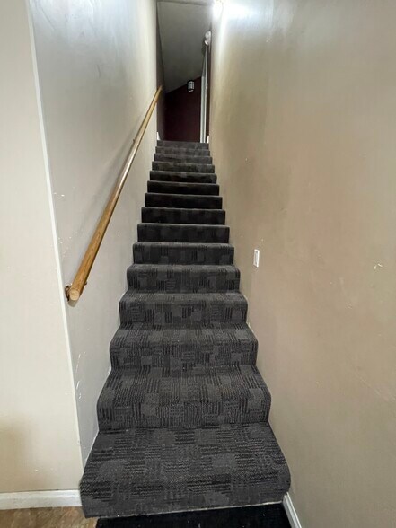 More Photos Of 8528 123rd St, Surrey Warehouse For Lease