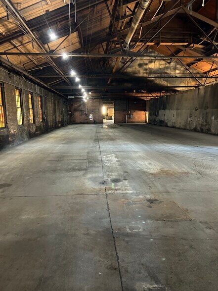 More Photos Of 2 Main St, Depew Refrigeration Cold Storage For Lease