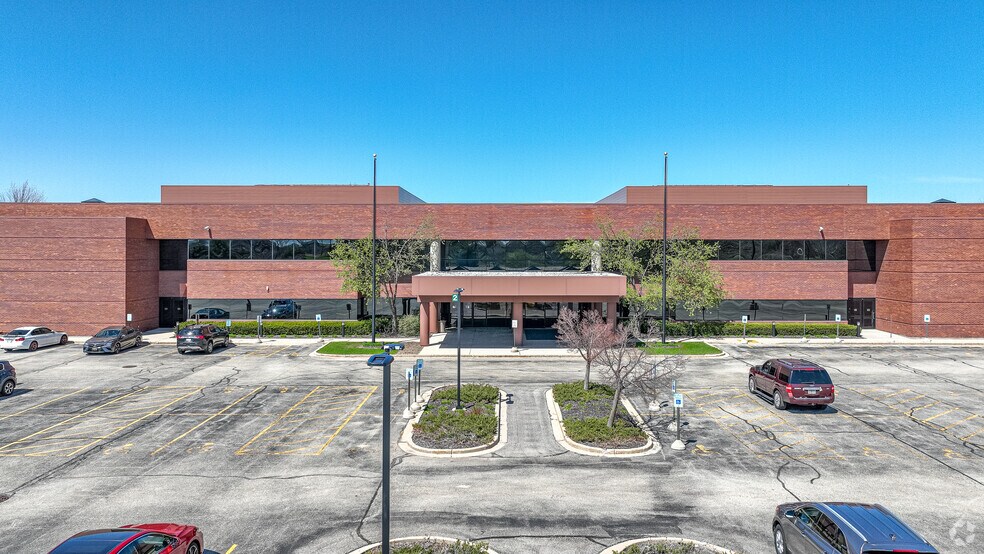 More Photos Of 11000 W Lake Park Dr, Milwaukee Office For Sale