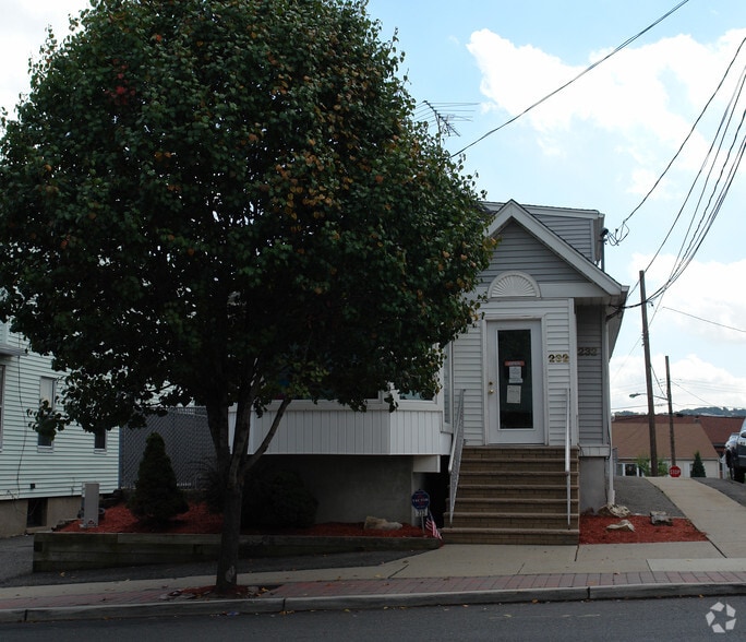 Primary Photo Of 232 Union Blvd, Totowa Office For Sale