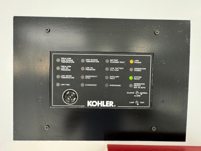 More Photos Of 130 9th St N, Naples Medical For Sale