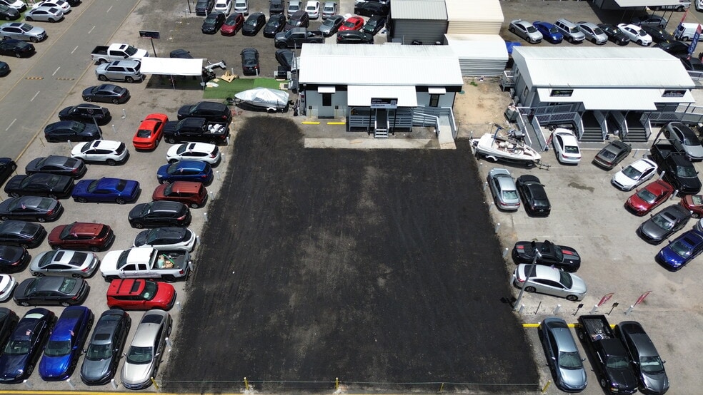 More Photos Of 1505 W Landstreet Rd, Orlando Auto Dealership For Lease