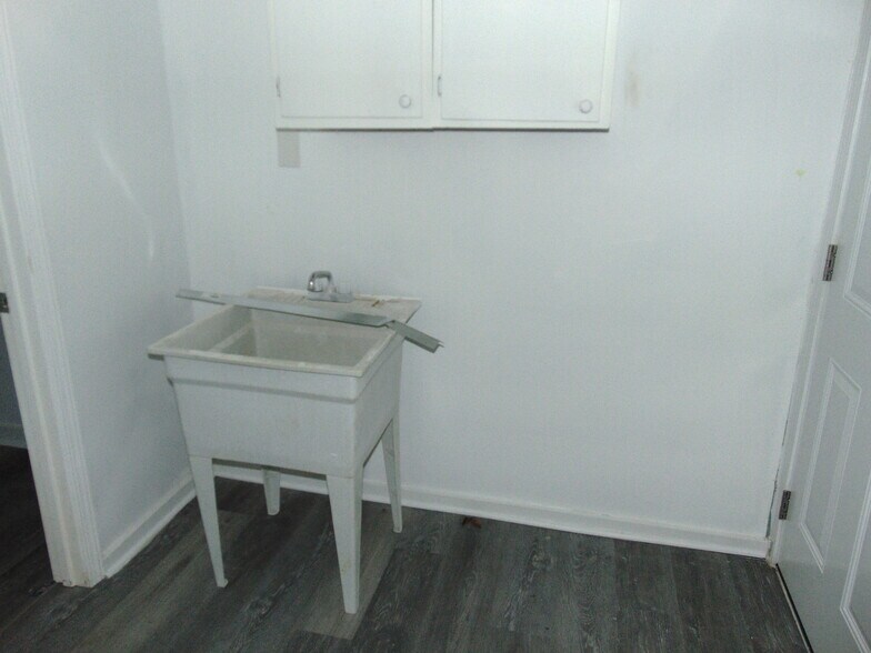 More Photos Of 6277 Memorial Dr, Stone Mountain Medical For Sale