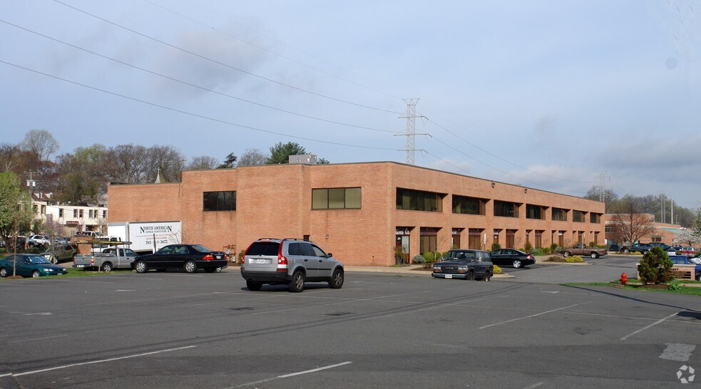 Primary Photo Of 204 Mill St NE, Vienna Flex For Lease