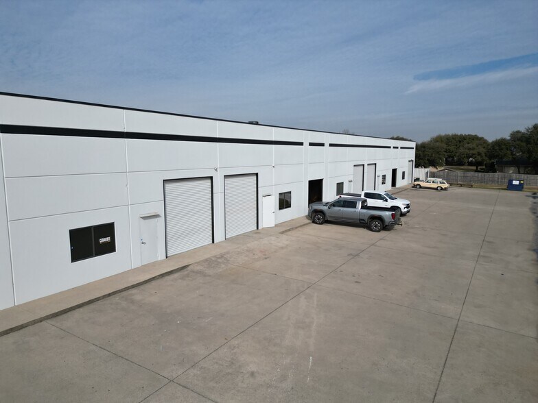 More Photos Of 6630 Corporation Pky, Fort Worth Warehouse For Lease