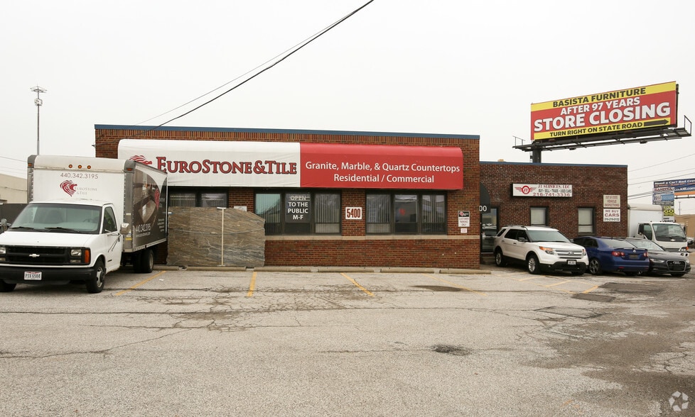 More Photos Of 5400 Brookpark Rd, Cleveland Manufacturing For Lease