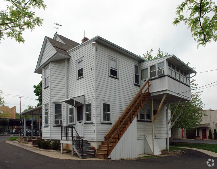 More Photos Of 279 S Main St, Doylestown Office For Lease