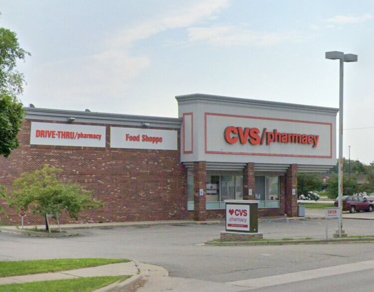 More Photos Of 2375 28th St SW, Wyoming Drugstore For Lease