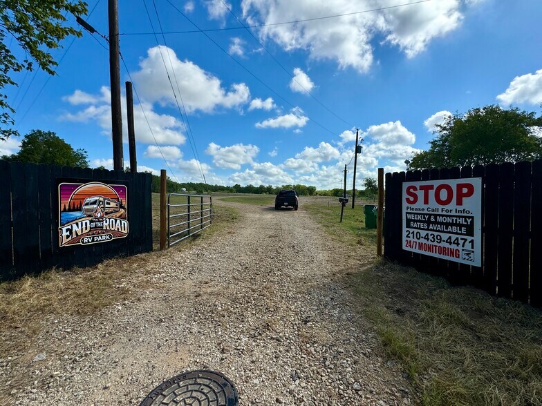 More Photos Of 133 Wheeler St, Stockdale Trailer Camper Park For Sale