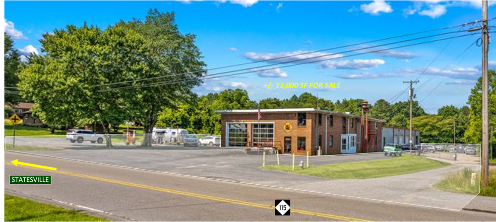 Primary Photo Of 2997 Wilkesboro Hwy, Statesville Showroom For Sale