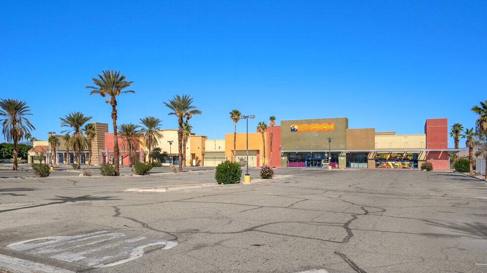More Photos Of 31033 Date Palm Dr, Cathedral City Storefront For Sale