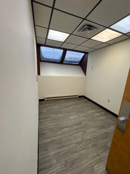 More Photos Of 397 N 9th Ave, Scranton Medical For Sale