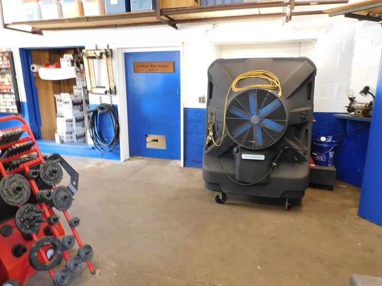 More Photos Of 40 Stone Rd, Greece Auto Repair For Sale