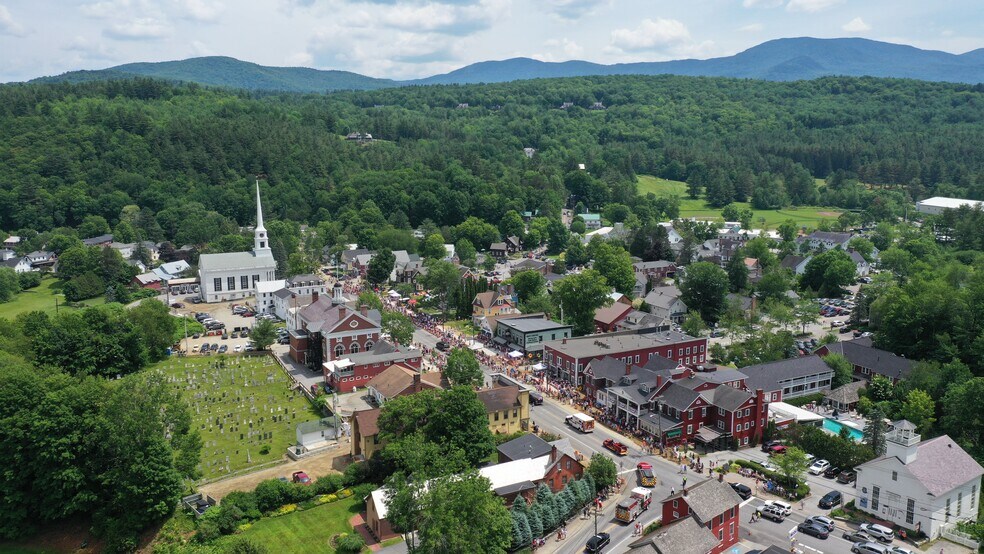 More Photos Of 89 Houston Farm Rd, Stowe Hotel For Sale