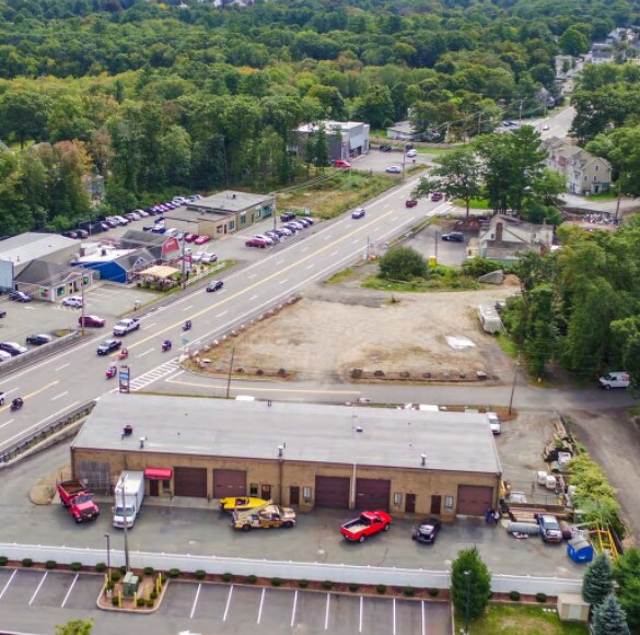 More Photos Of 3 Highland Rd, Abington Service For Sale