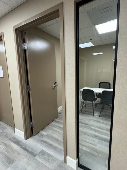 More Photos Of 4080 E Lake Mead Blvd, Las Vegas Coworking Space