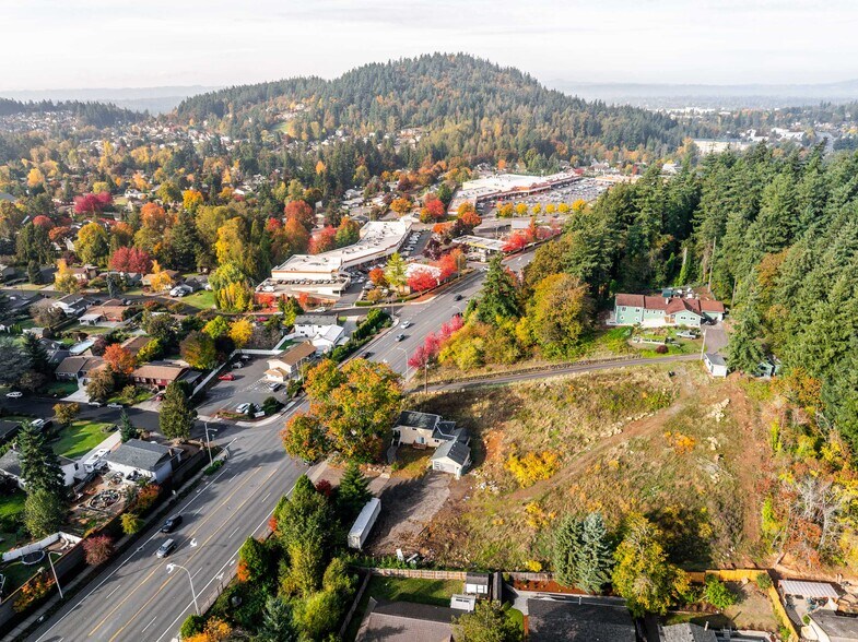 More Photos Of 12533 SE Sunnyside Rd, Happy Valley Flex For Sale