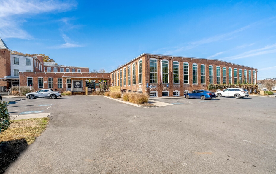 More Photos Of 825 Chattanooga Ave, Dalton Restaurant For Lease