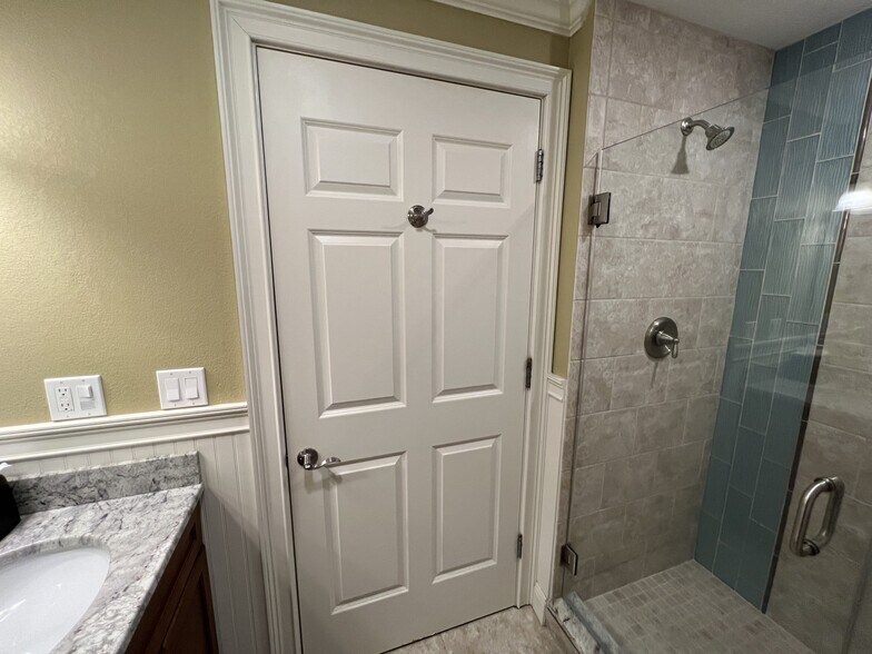 More Photos Of 22 Mountain dr, Lincoln Multifamily For Sale