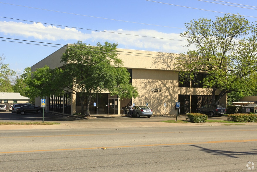 Primary Photo Of 5225 N Lamar Blvd, Austin Office For Sale