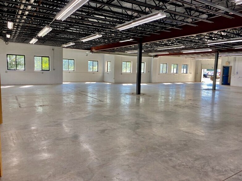 More Photos Of 230 Bilmar Ave, Pittsburgh Light Manufacturing For Lease