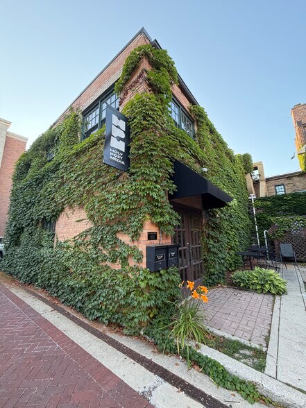 More Photos Of 120 N Hale St, Wheaton Storefront Retail Residential For Sale