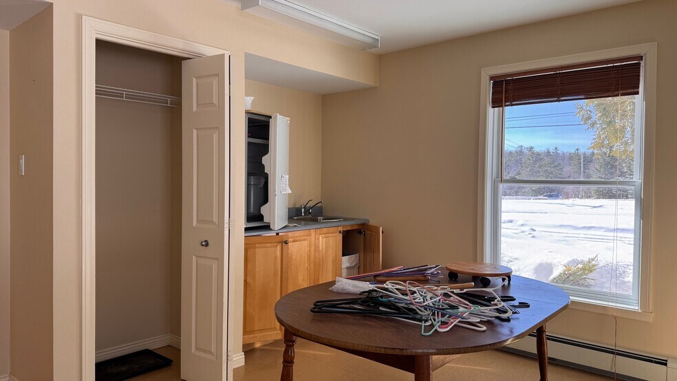 More Photos Of 292 South St, Blue Hill Office For Sale