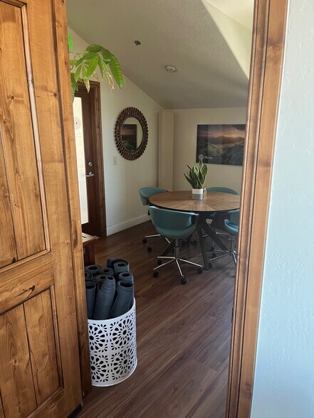 More Photos Of 4343 N Ut-224 Hwy, Park City General Retail For Sale