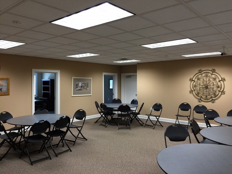 More Photos Of 1252 Virgil Langford Rd, Bogart Bank For Lease