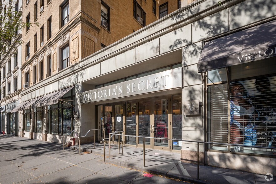 More Photos Of 250 W 85th St, New York Apartments For Lease