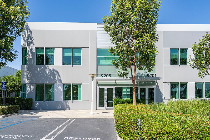 Primary Photo Of 9205 Research Dr, Irvine Loft Creative Space For Sale