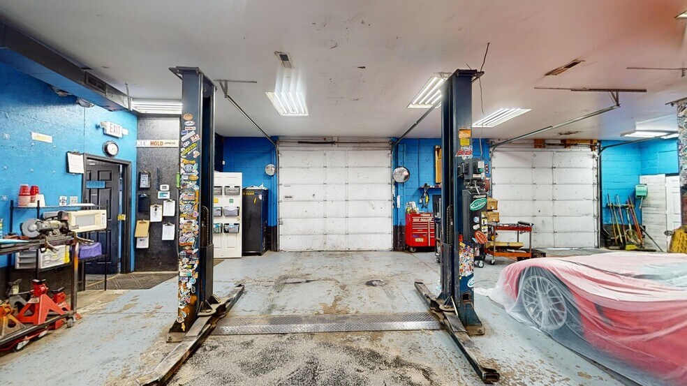 More Photos Of 2020 Chaneyville Rd, Owings Auto Repair For Sale