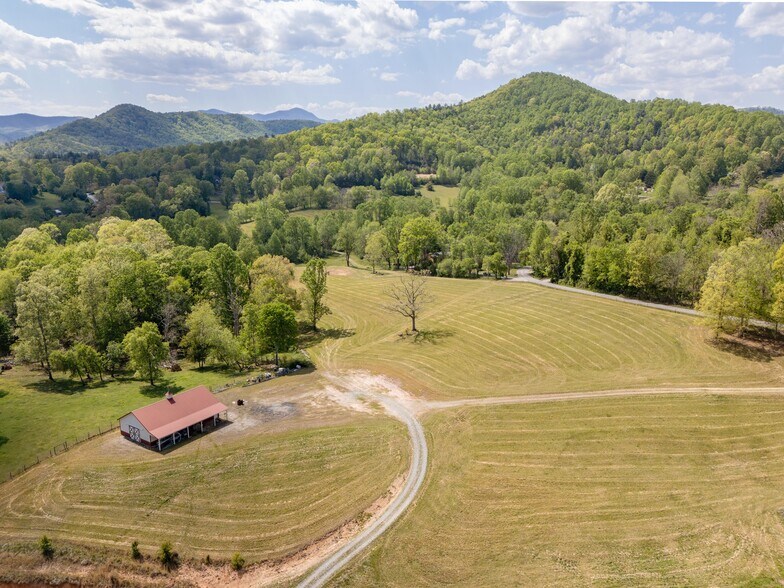 More Photos Of , Mills River Unknown For Sale
