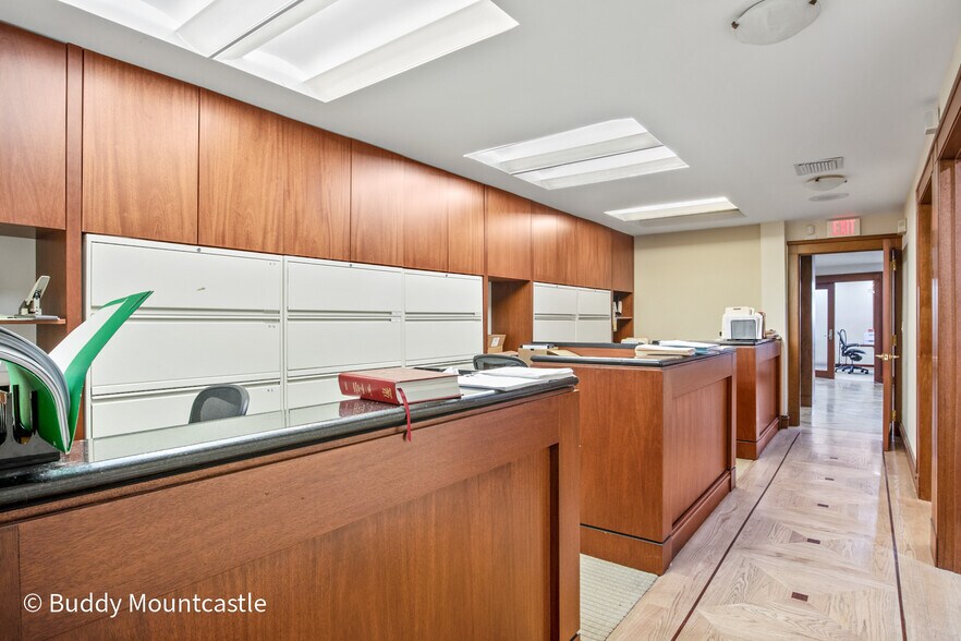 More Photos Of 4551 Ponce De Leon Blvd, Coral Gables Medical For Lease