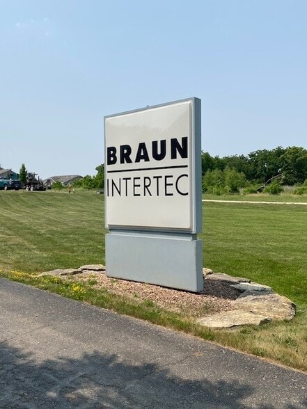 More Photos Of 4210 Highway 14 E, Rochester Industrial For Sale