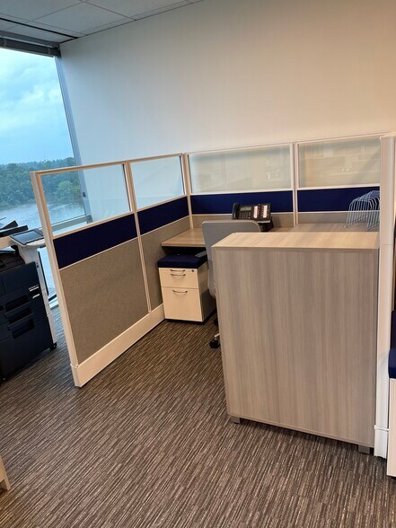 More Photos Of 1780 Hughes Landing Blvd, The Woodlands Office For Lease