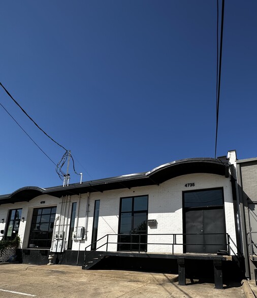 More Photos Of 4735 Memphis St, Dallas Light Distribution For Sale