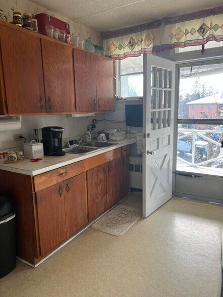 More Photos Of 304 Courtney Dr, Lewisburg Apartments For Sale