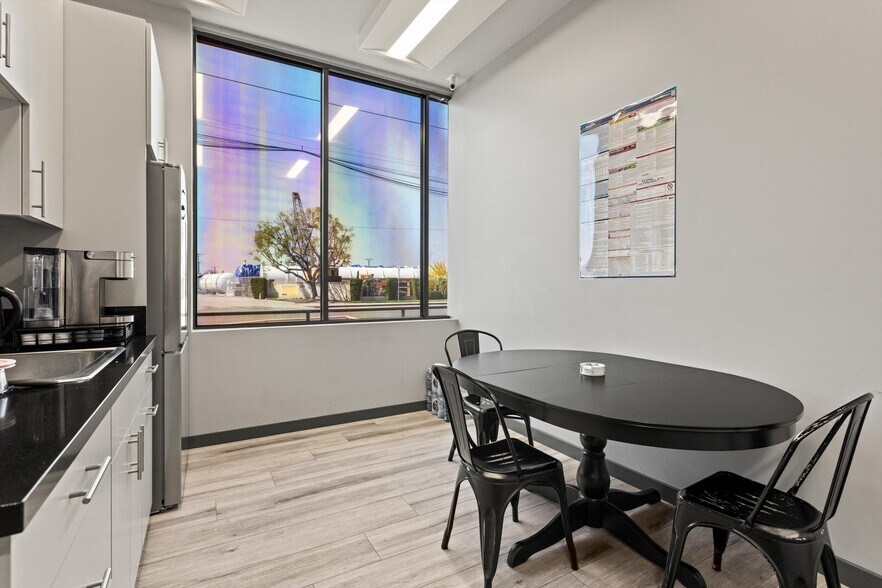 More Photos Of 6250 Paramount Blvd, Long Beach Warehouse For Sale