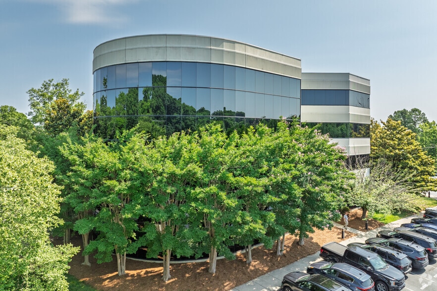 More Photos Of 1801 Stanley Rd, Greensboro Office For Lease
