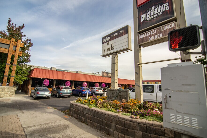 More Photos Of 121 NE 3rd St, Prineville Restaurant For Sale