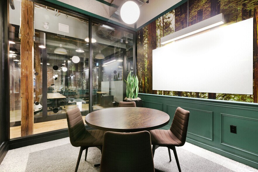 More Photos Of 240 Richmond St W, Toronto Coworking Space