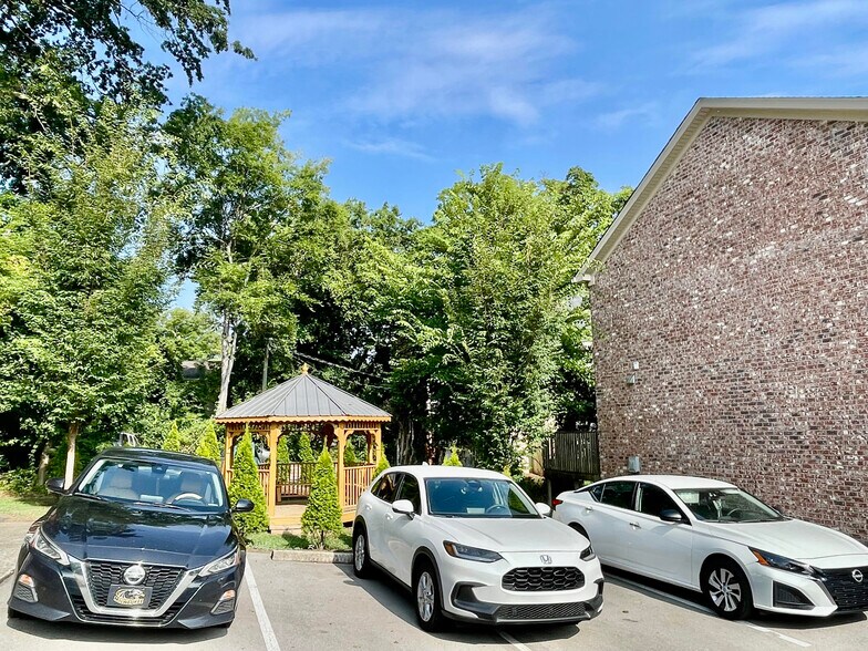 More Photos Of 1430 E Main St, Murfreesboro Multifamily For Sale