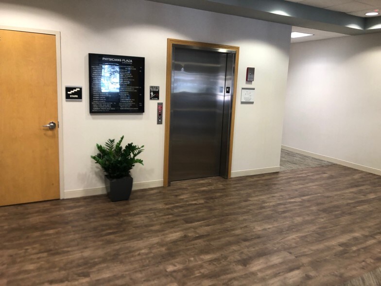 More Photos Of 1370 Gateway Blvd, Murfreesboro Medical For Lease