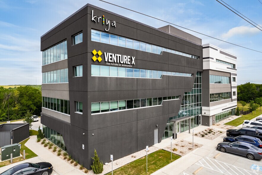 More Photos Of 2451 W Grapevine Mills Cir, Grapevine Coworking Space