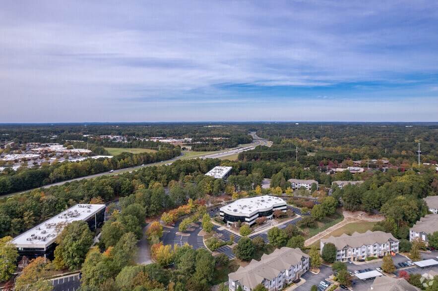 More Photos Of 5565 Centerview Dr, Raleigh Office For Lease
