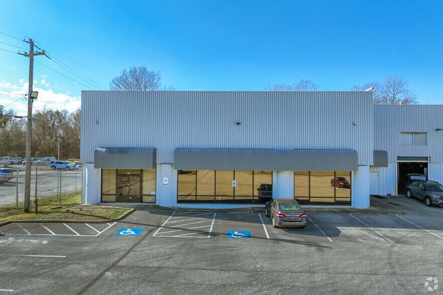 More Photos Of 4339 S Mendenhall Rd, Memphis Warehouse For Sale