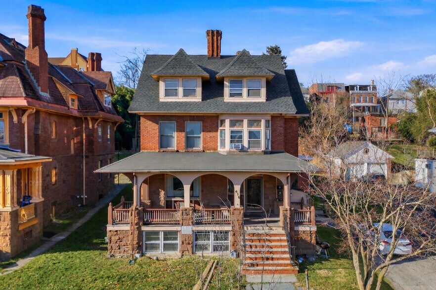 Primary Photo Of 415 Grand St, Newburgh Apartments For Sale